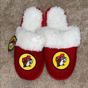 Red Knit/ Sherpa Lined Buc-ee Logo Slippers
